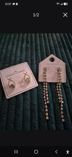 (2) PAIRS OF NEW EARRINGS SILVER & GOLDEN TONE!