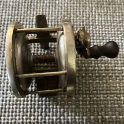Vintage Pflueger Oceanic Free Spool Surf Casting Fishing Reel 400 Yard