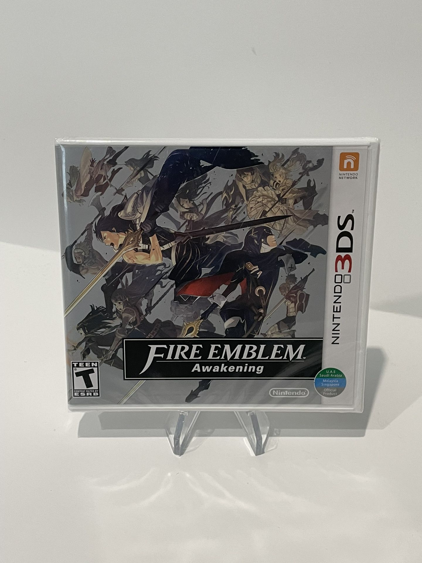 Fire Emblem: Awakening Nintendo 3DS World Edition - Brand New and Factory Sealed