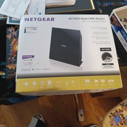 Netgear Router Wi-Fi Smart Compatible With Any Internet Provider Original Box And Accessories