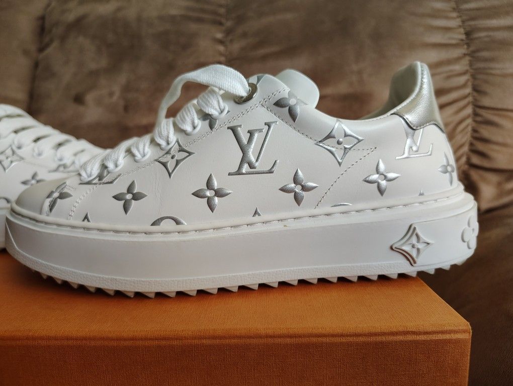 Louis Vuitton Time Out Sneaker Sz7 $280