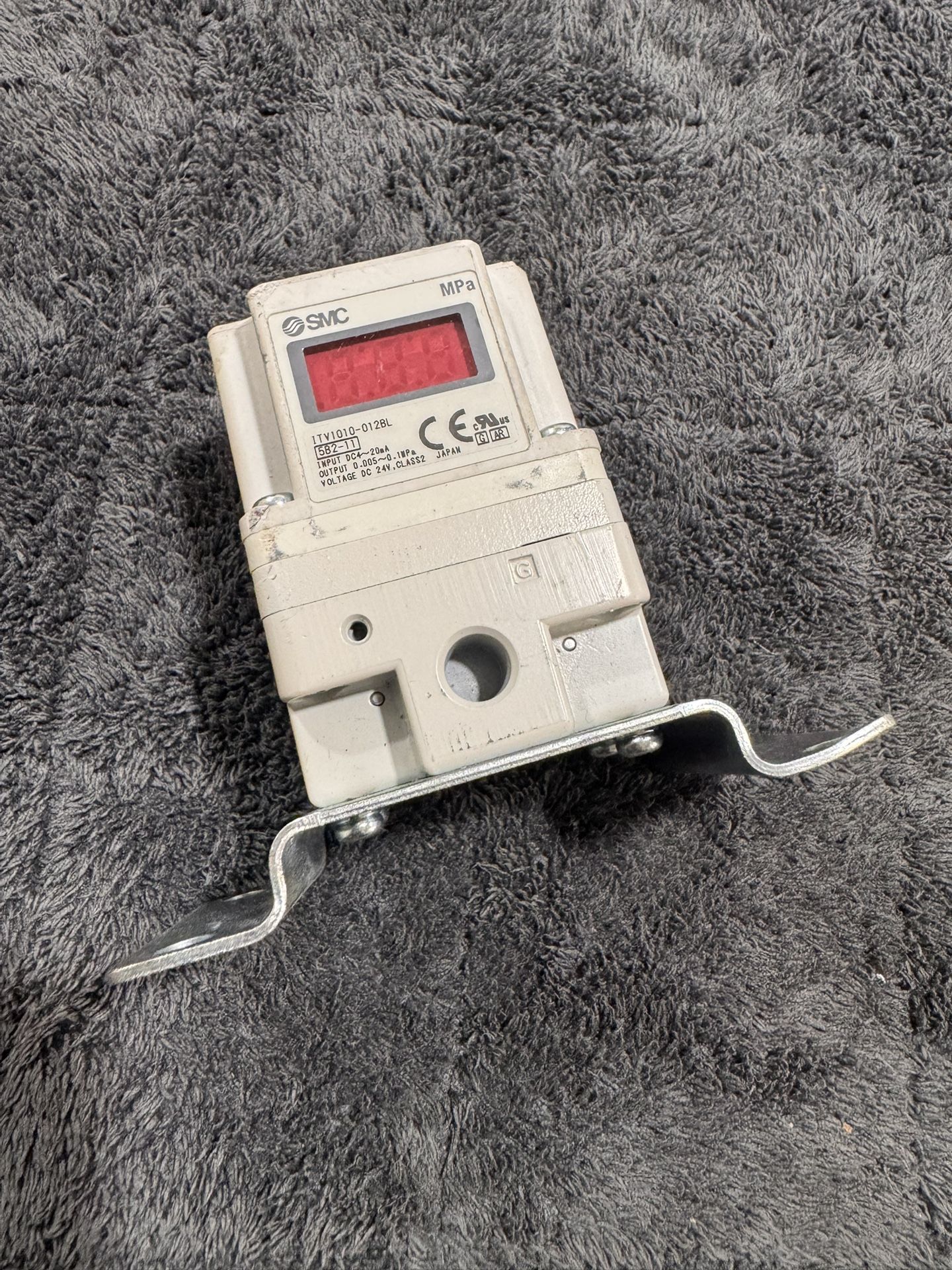 SMC ITV1010-012BL Proportional Valve A2)