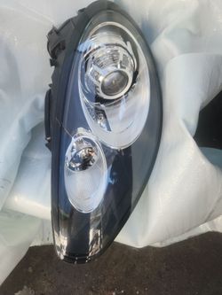 2014 2015 2016 Porsche Panamera Driver Side Headlight 970.631.069.75