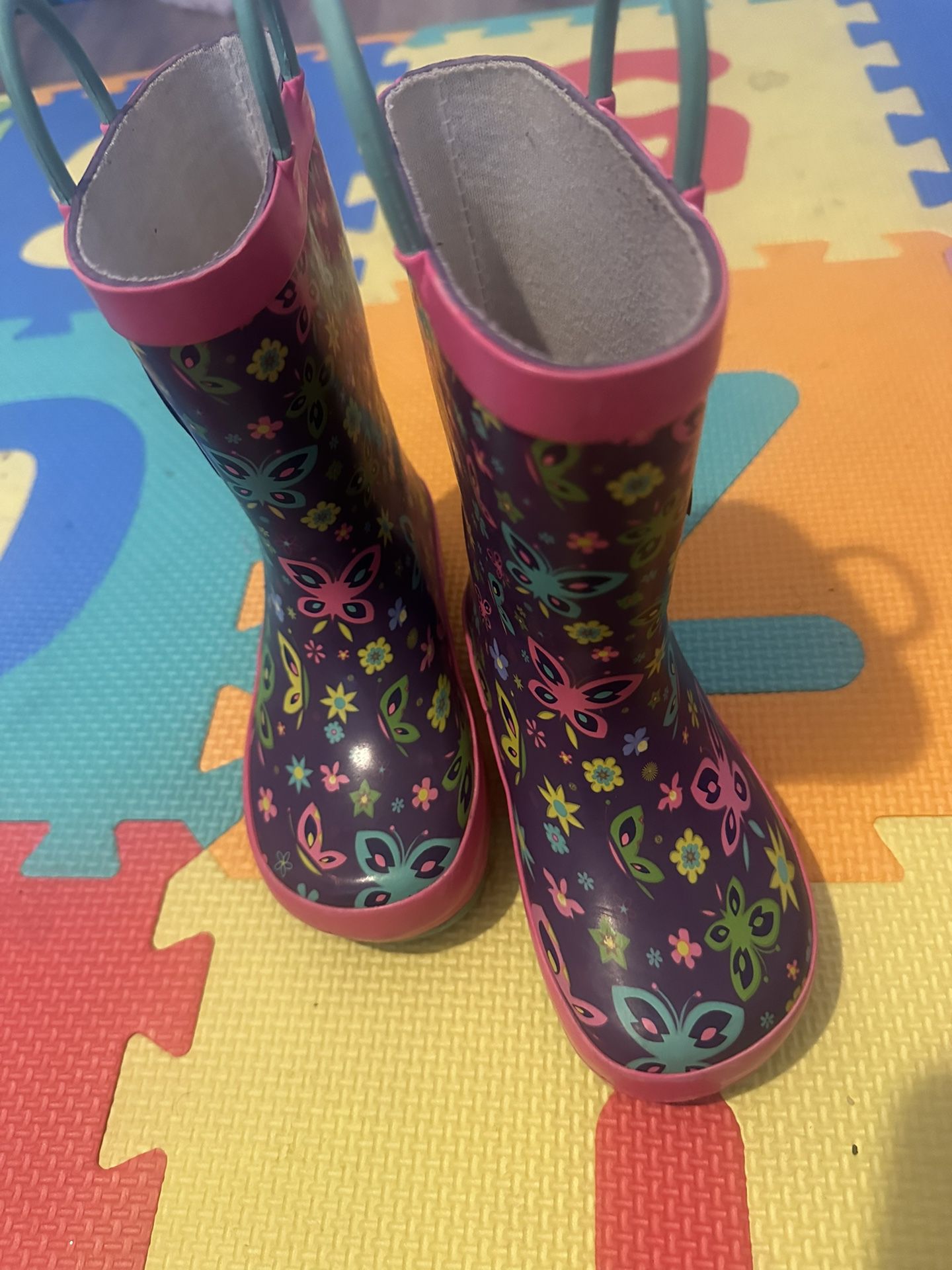 Toddler Rain Boots - Size 7/8