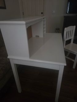 Desk + chair