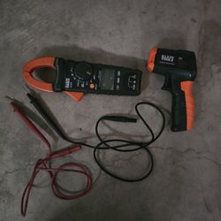 Digital Clamp Meter & Thermometer 