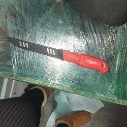 Milwaukee Knife 