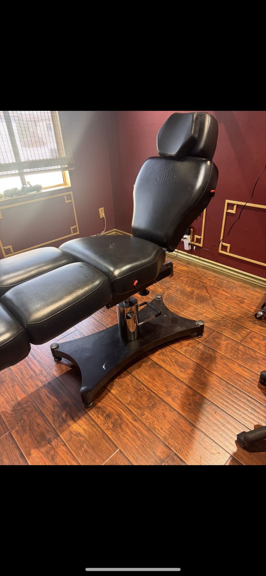 Tattoo Chair