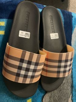Burberry slides size 10