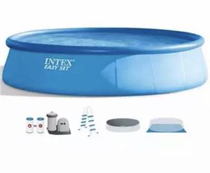 18 foot New Intex Pool Piscina With All Accessories & Ladder