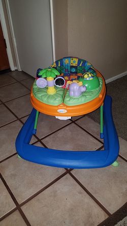 Safety 1st Walker