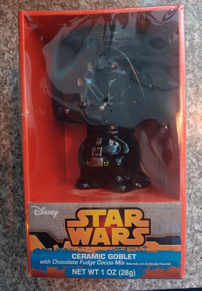 DISNEY STAR WARS DARTH VADER COLLECTIBLE CERAMIC GOBLET 7''