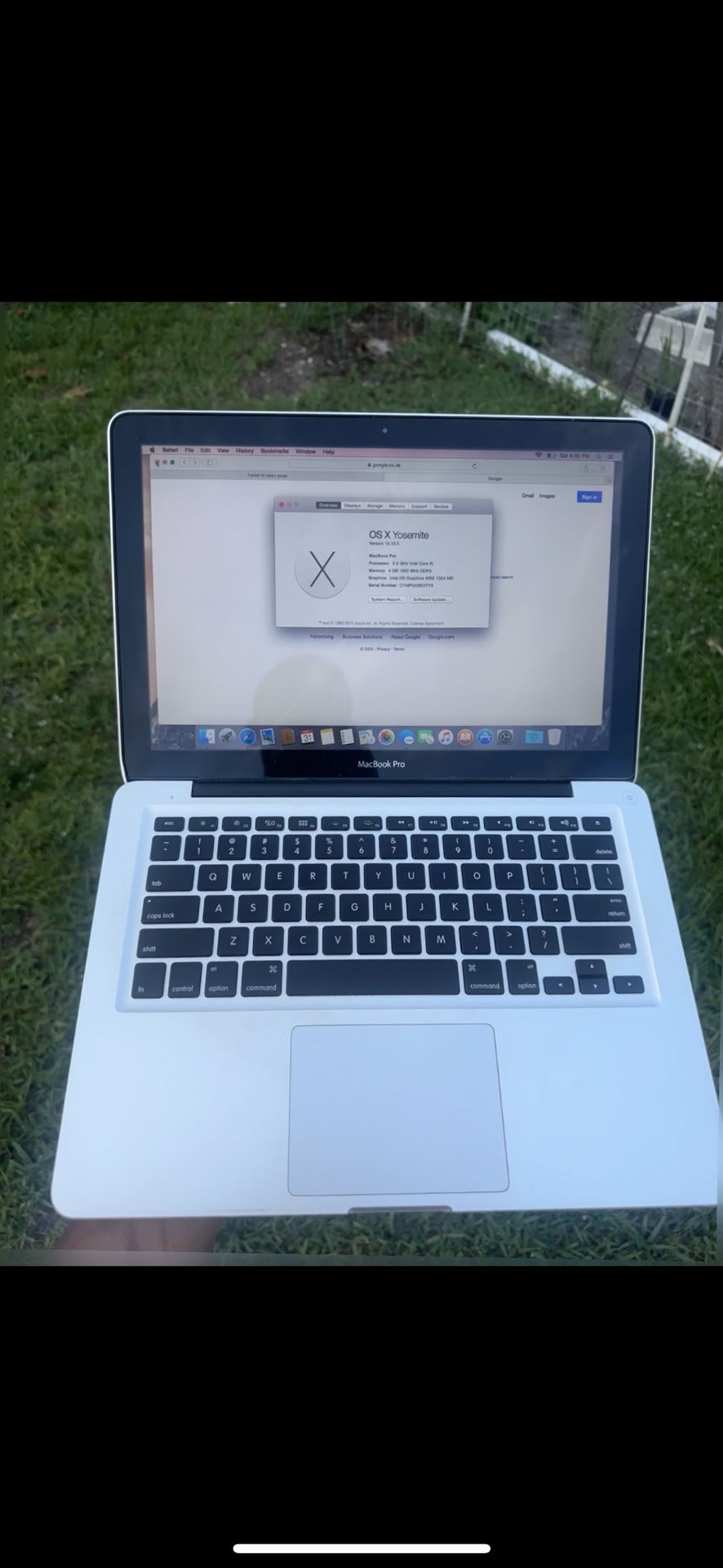 2015 MACBOOK LAPTOP 13In 8Gb Ram