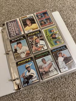 Vintage Sports Card Collection - 2000+ Cards!