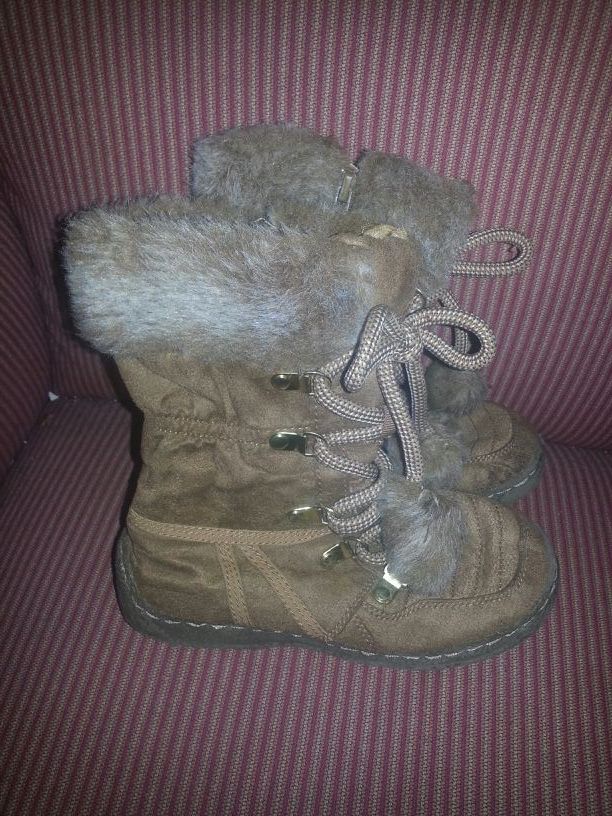 ***Girls Boots Size 13***