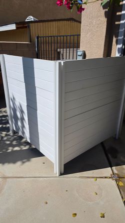 AC unit fence/concealer