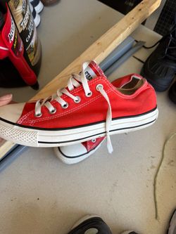 Converse Chuck Taylor Low Top Sneakers