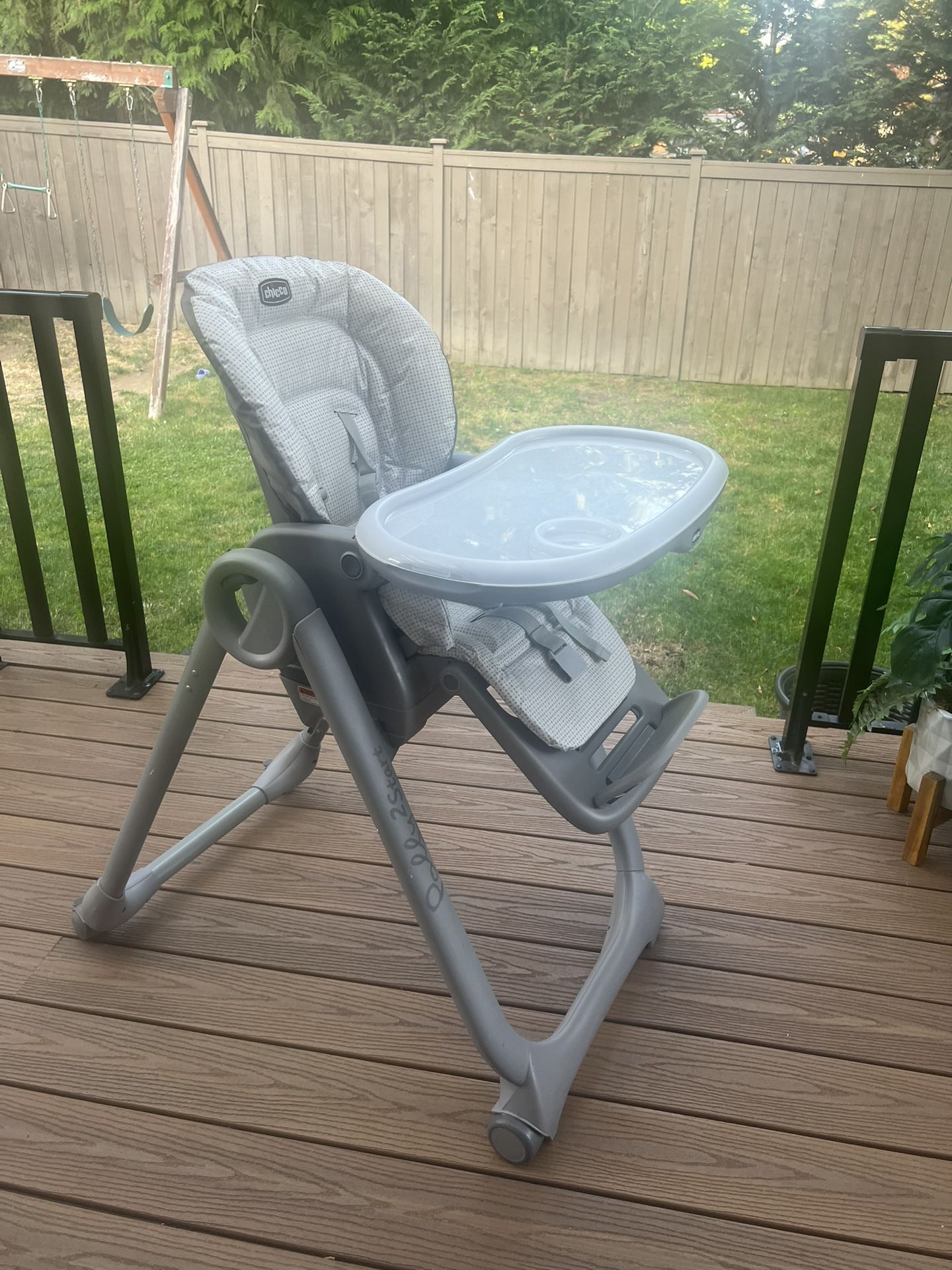 Chicco Polly High chair 