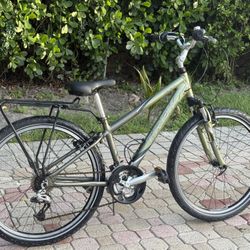 26 TREK NAVIGATOR 300 - 3-7 SPEED  - READY TO RIDE