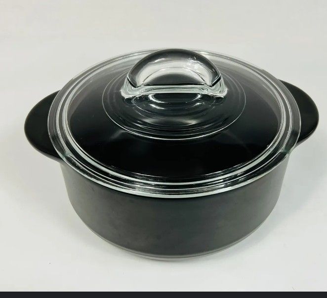 Pampered Chef Rock Crock Dutch Oven 4 Quarts With Glass Lid for Sale in