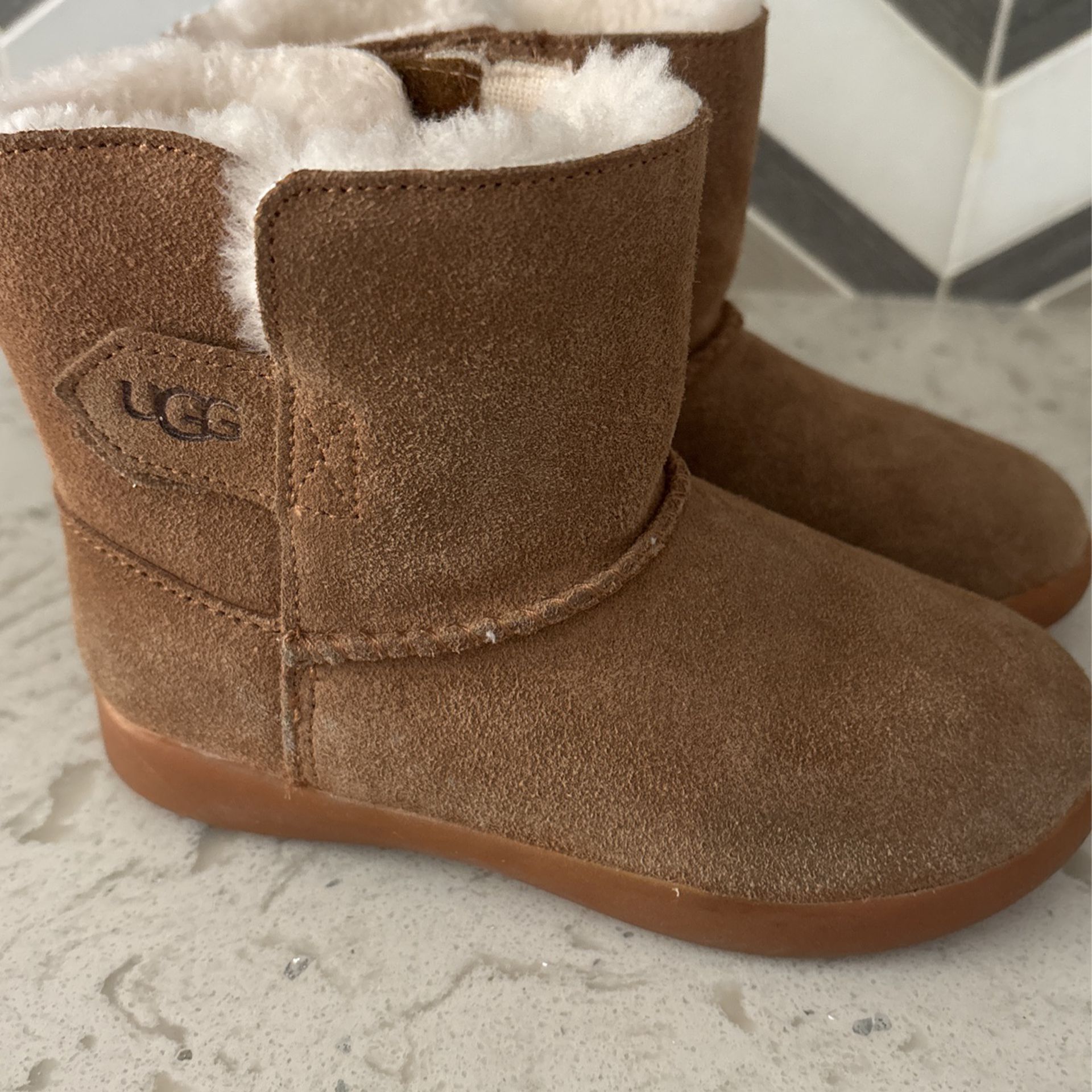 Toddler Ugg Size 9 Boots Girl Lined