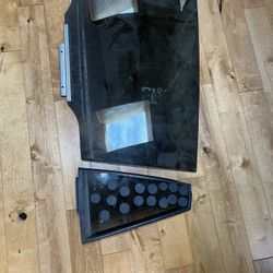 2018 Toyota RAV4 Left Rear Door Glass