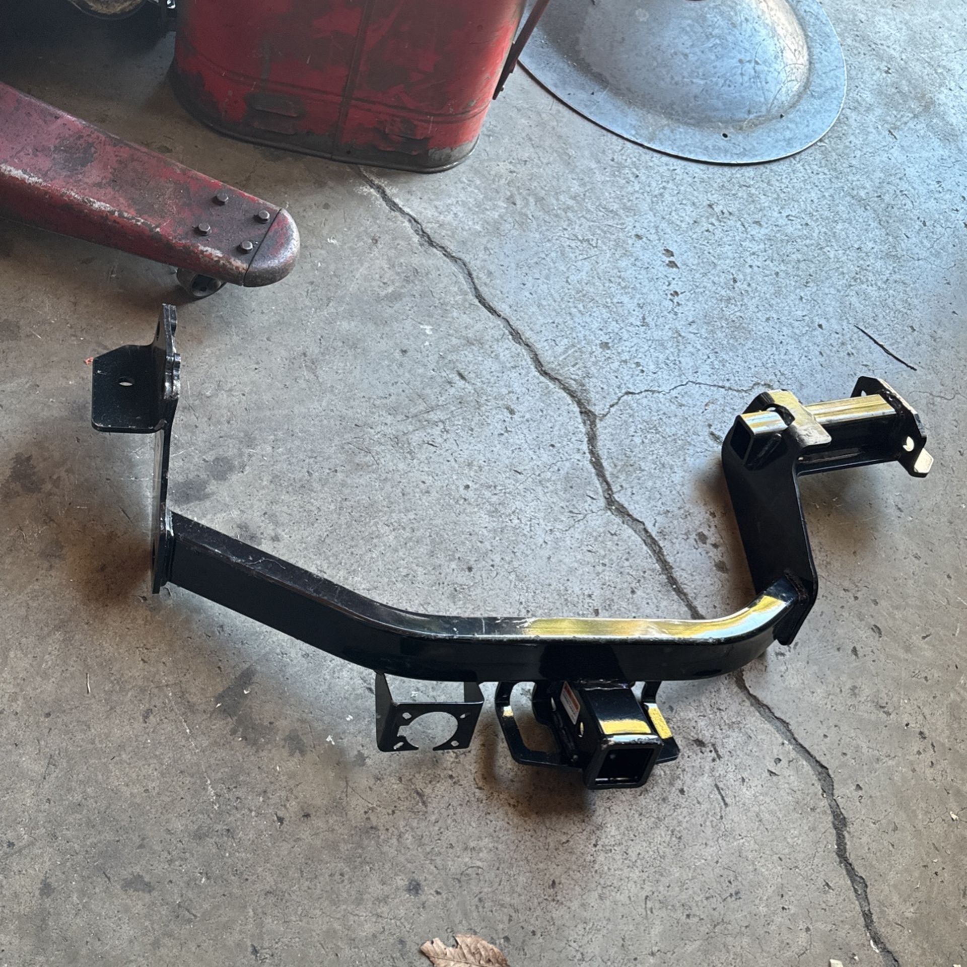 20212023 Hyundai Santa Fe Tow Hitch for Sale in Los Angeles, CA OfferUp