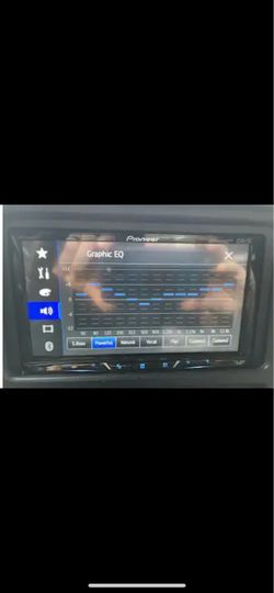 Pioneer radio for sale Bluetooth usb 7inch