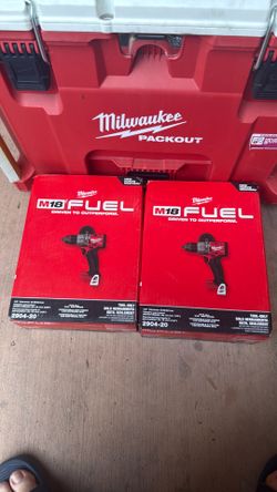 Milwaukee m18 fuel 1/2 hammer drill / driver (NEW)
