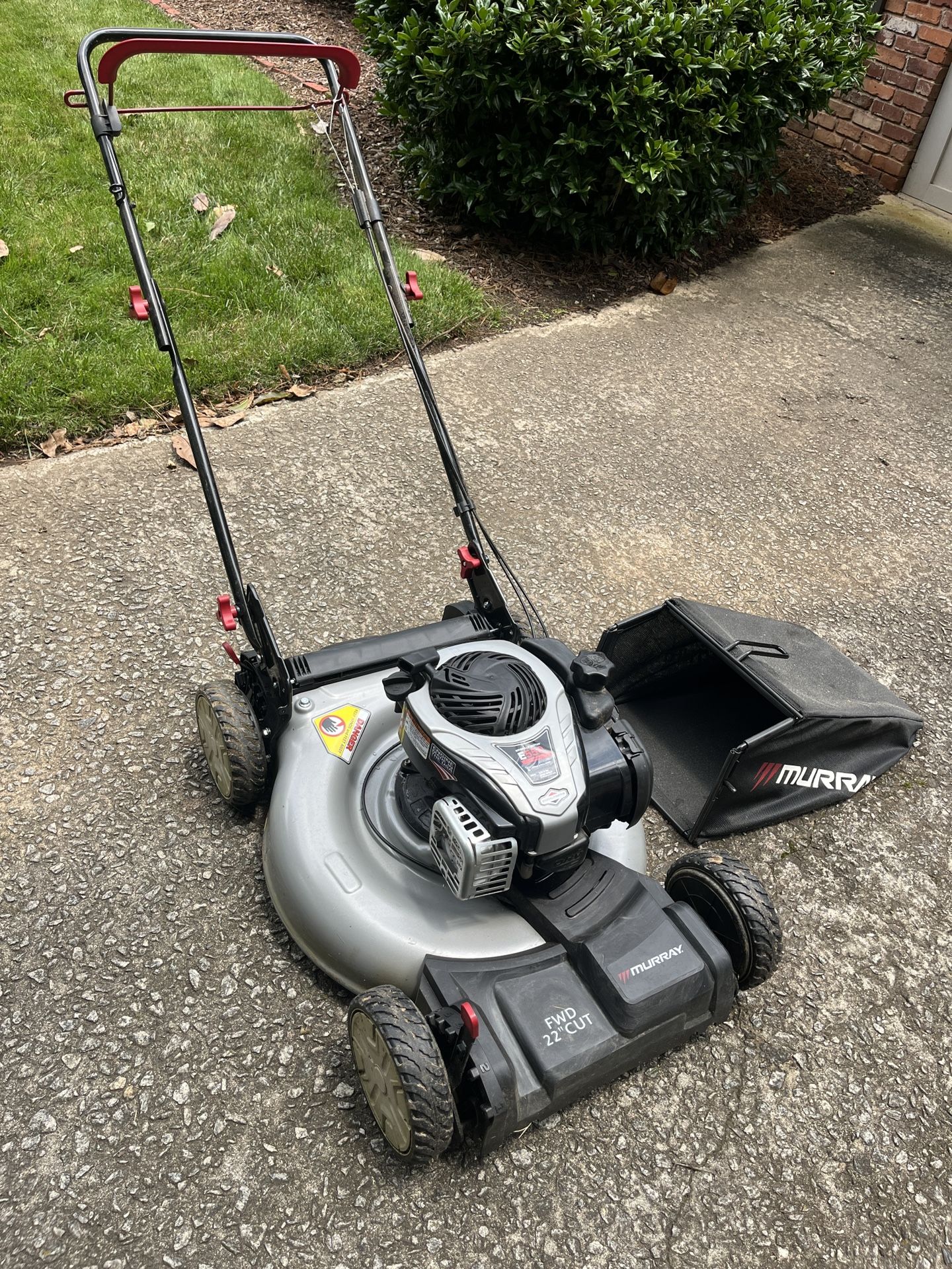 Murray 22 in. Self-Propelled Lawn Mower