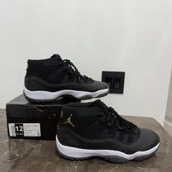 New! Unworn! Air Jordan 11 black, Basketball Shoes Men’s Size 12, 