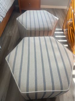 Ottomans (2)