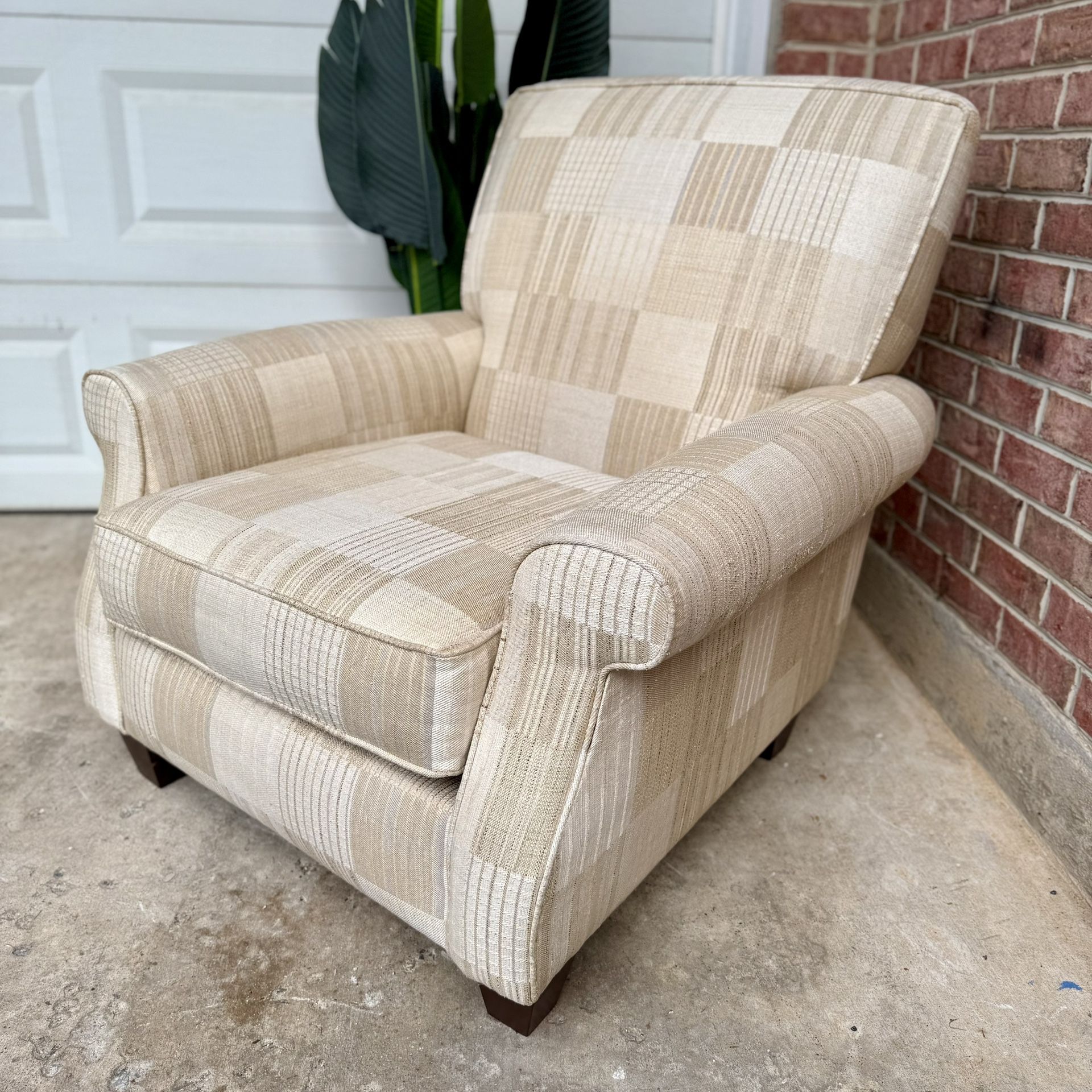 Oversized Checkered Arm Chair - Germantown, MD