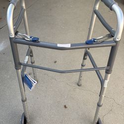 NEW FOLDING WALKER FOR ELDERLY OR POST OP SURGERY