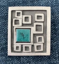 Vintage Costume Jewelry Pin