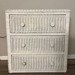 Wick Dresser