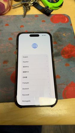 iPhone 15 pro 128 gb perfect with case