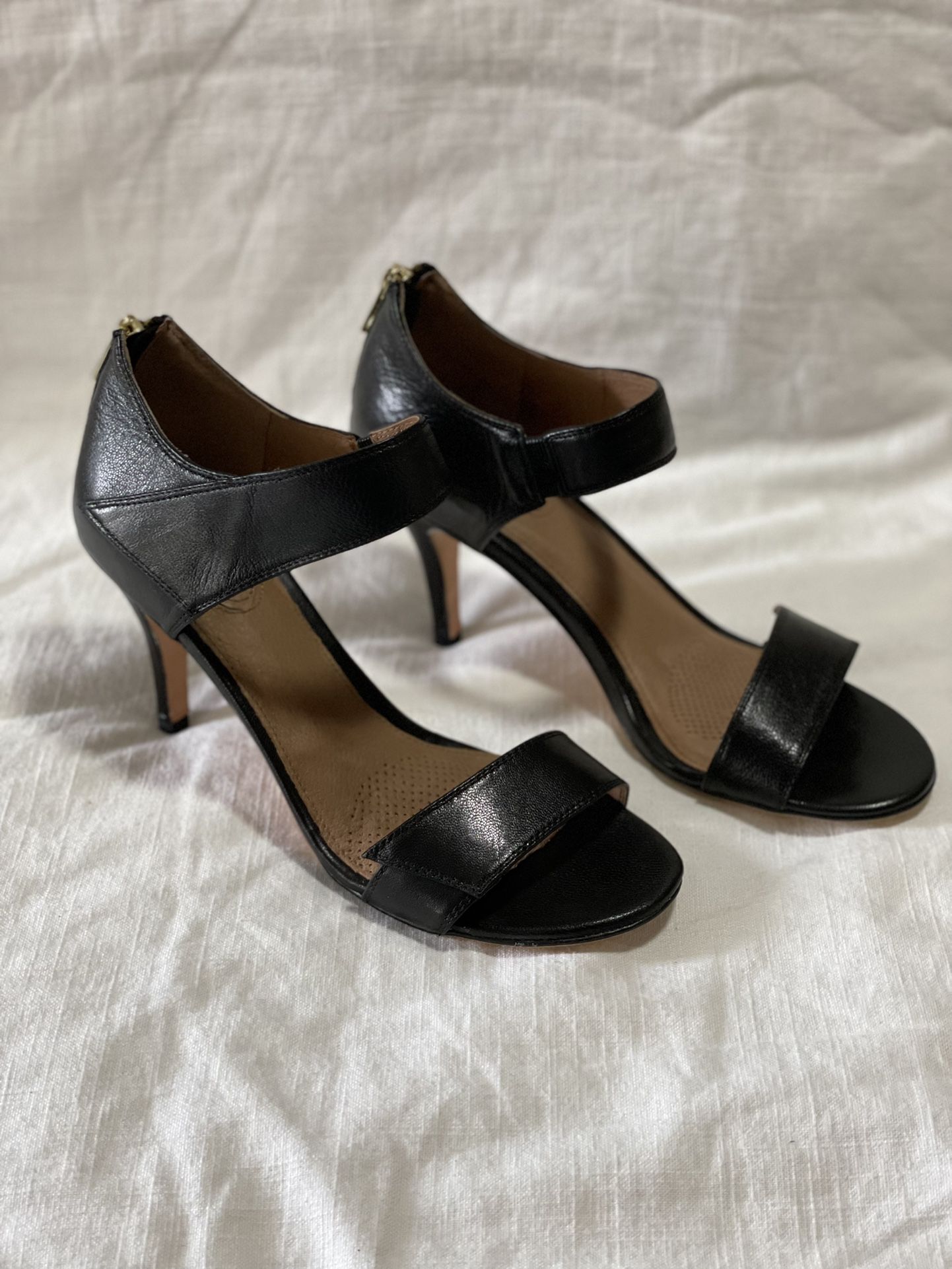 Corso Como DELILAH Black Leather Heel