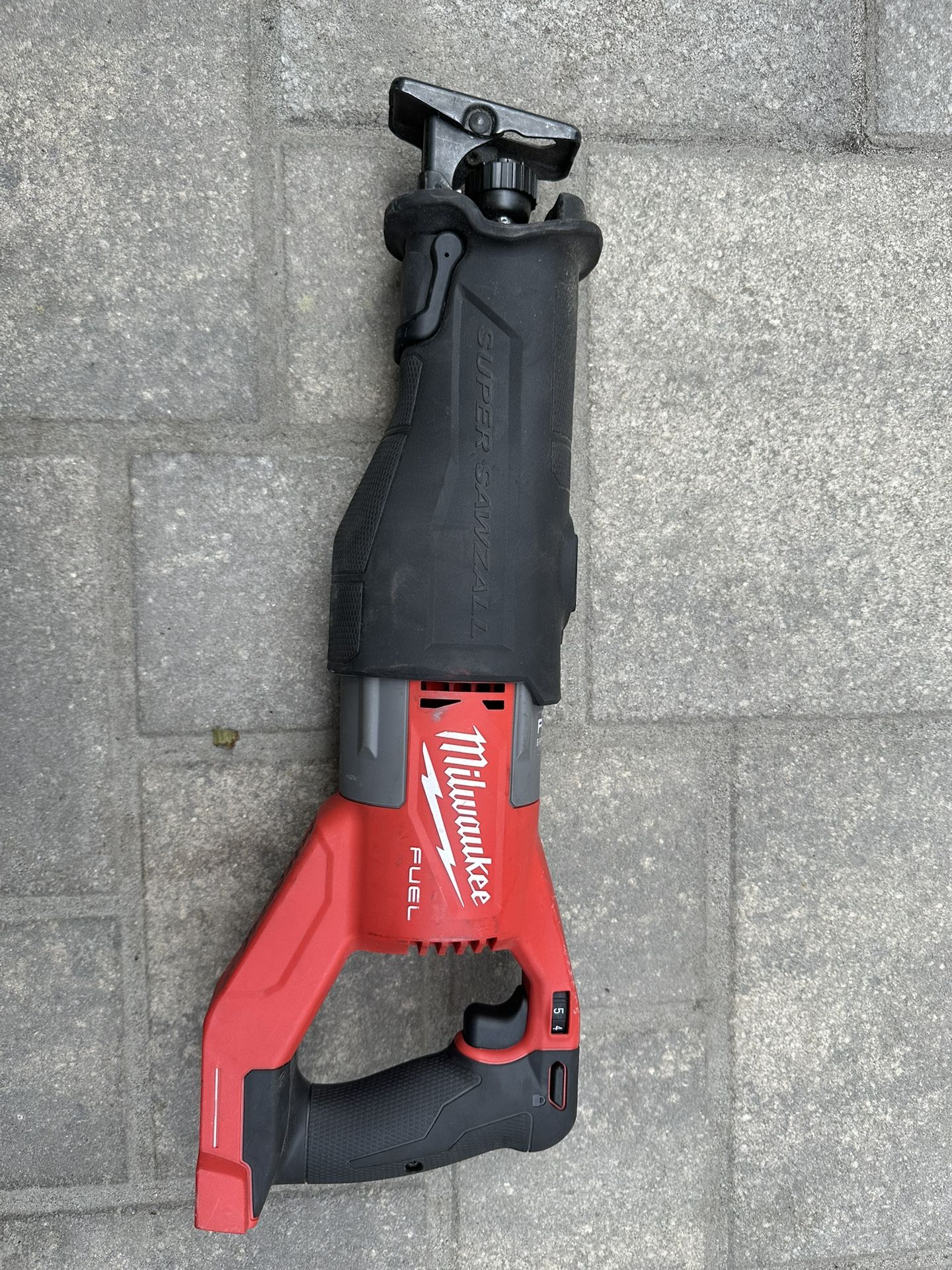 M18 FUEL 18V Lithium-Ion Brushless Cordless Super SAWZALL Orbital Reciprocating Saw (Tool-Only) by Milwaukee