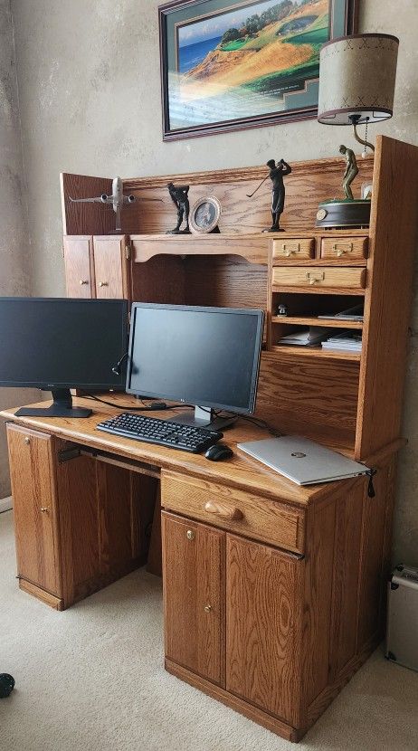 Solid Oak Desk and Hutch