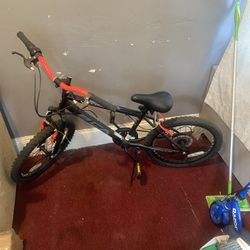 Boys Mountain Bike