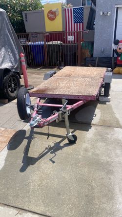 Trailer 4 x 8 w/spare tire