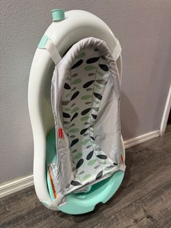 Fisher price baby bathtub