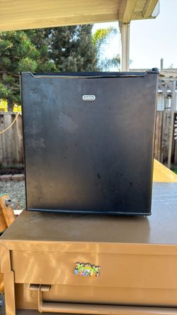 Mini Fridge