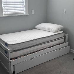 Used Twin bed with 2 pullouts