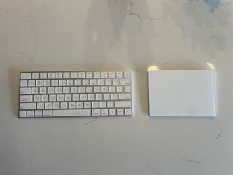 Apple Keyboard & Magic Trackpad