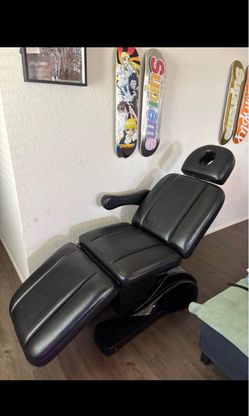Automatic Tattoo/ massage chair