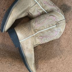 From: Boot barn • boots• size 4 in kids