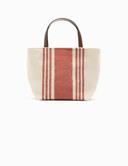NWT Zara fabric mini tote bag. Crossbody straps and zipper closure. 6.3in  height x 9.7 in length x 4.7 in in width. for Sale in Bellflower, CA -  OfferUp
