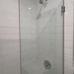 Beautiful Glass Door For Bathroom Tub / Shower - 2